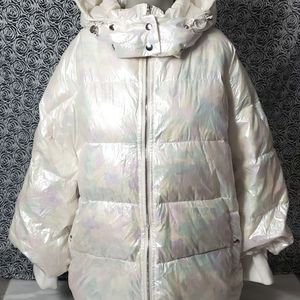 Ladies Puffer jacket size M Brand ? Mother of Pearl color